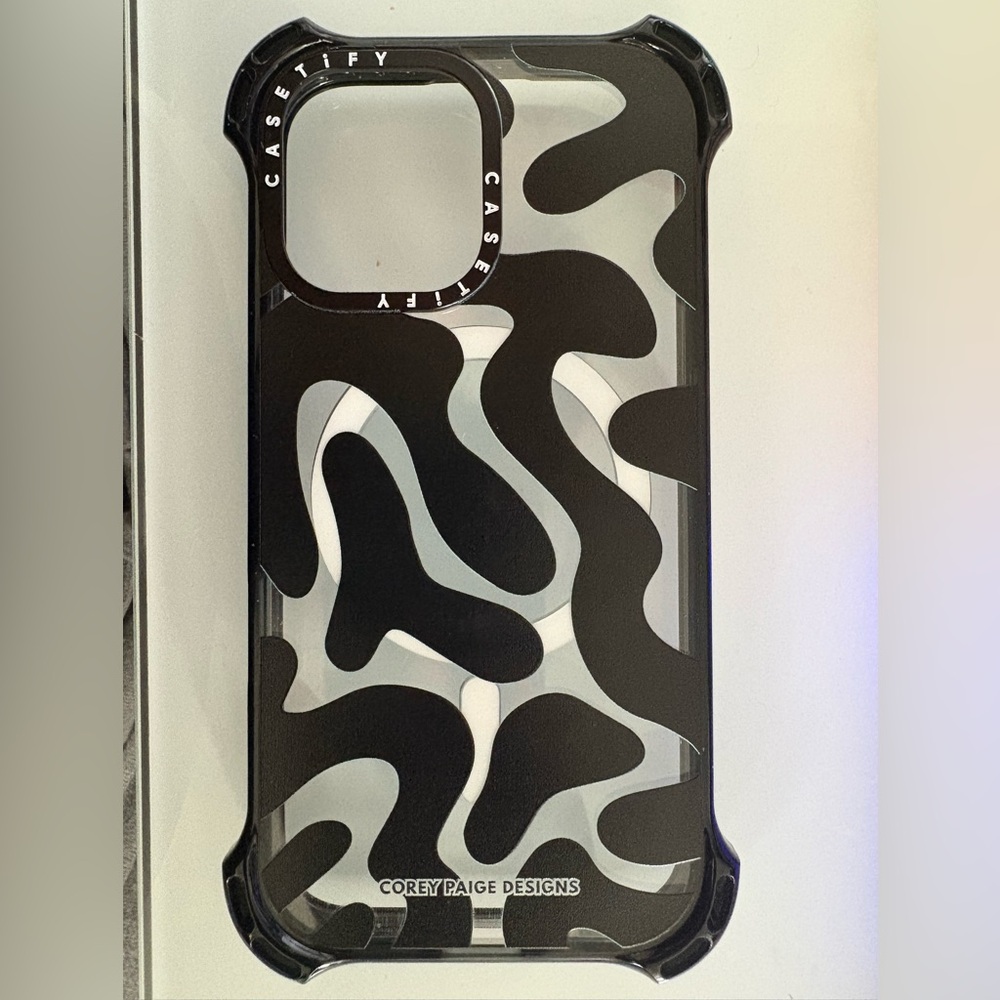 Casetify Monochrome Abstract iPhone 16 Case